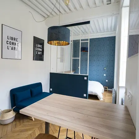 Doyenne Vieux * 리옹